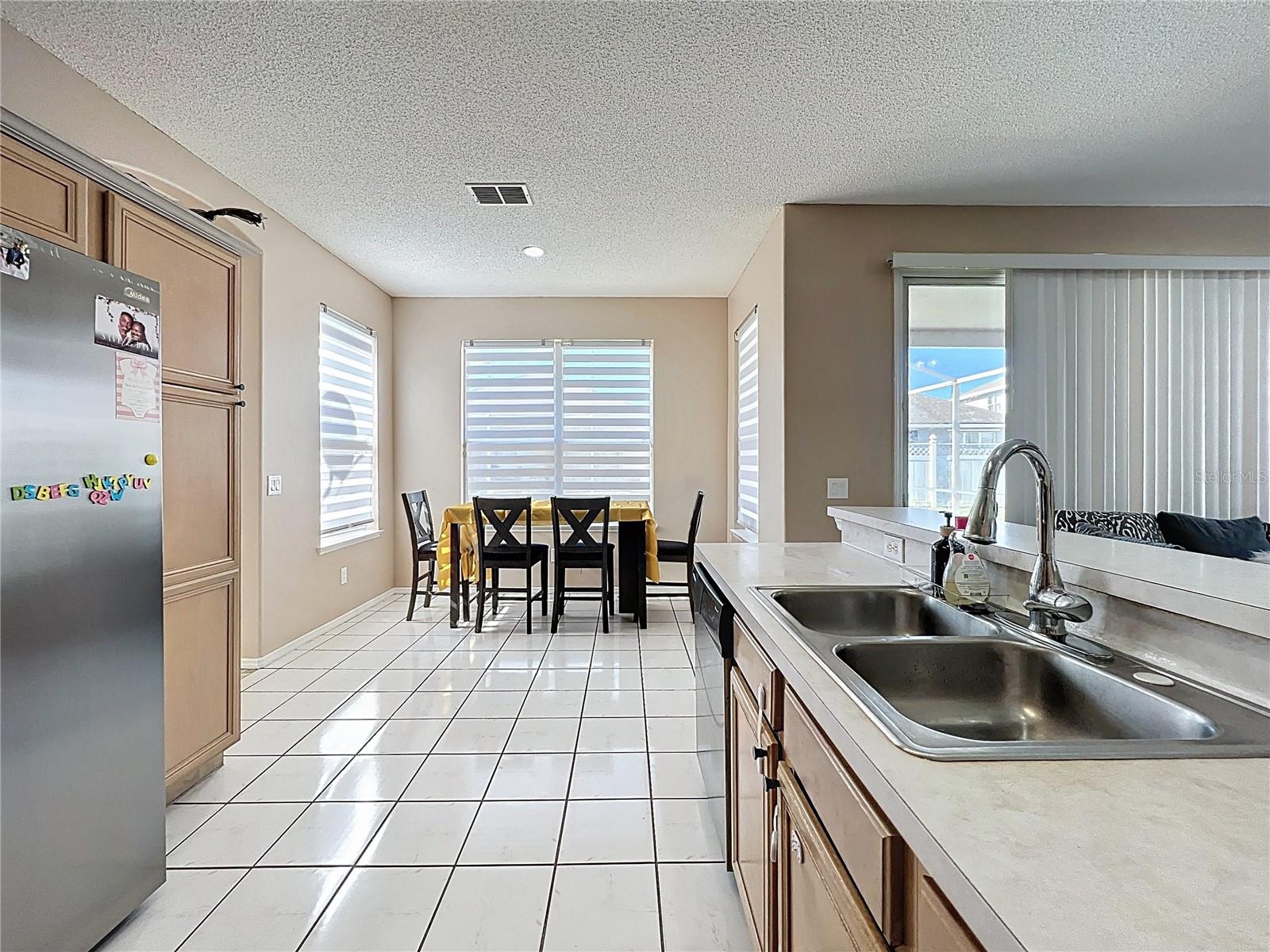 15000 LAKE AZURE DR, ORLANDO, FL, 32824