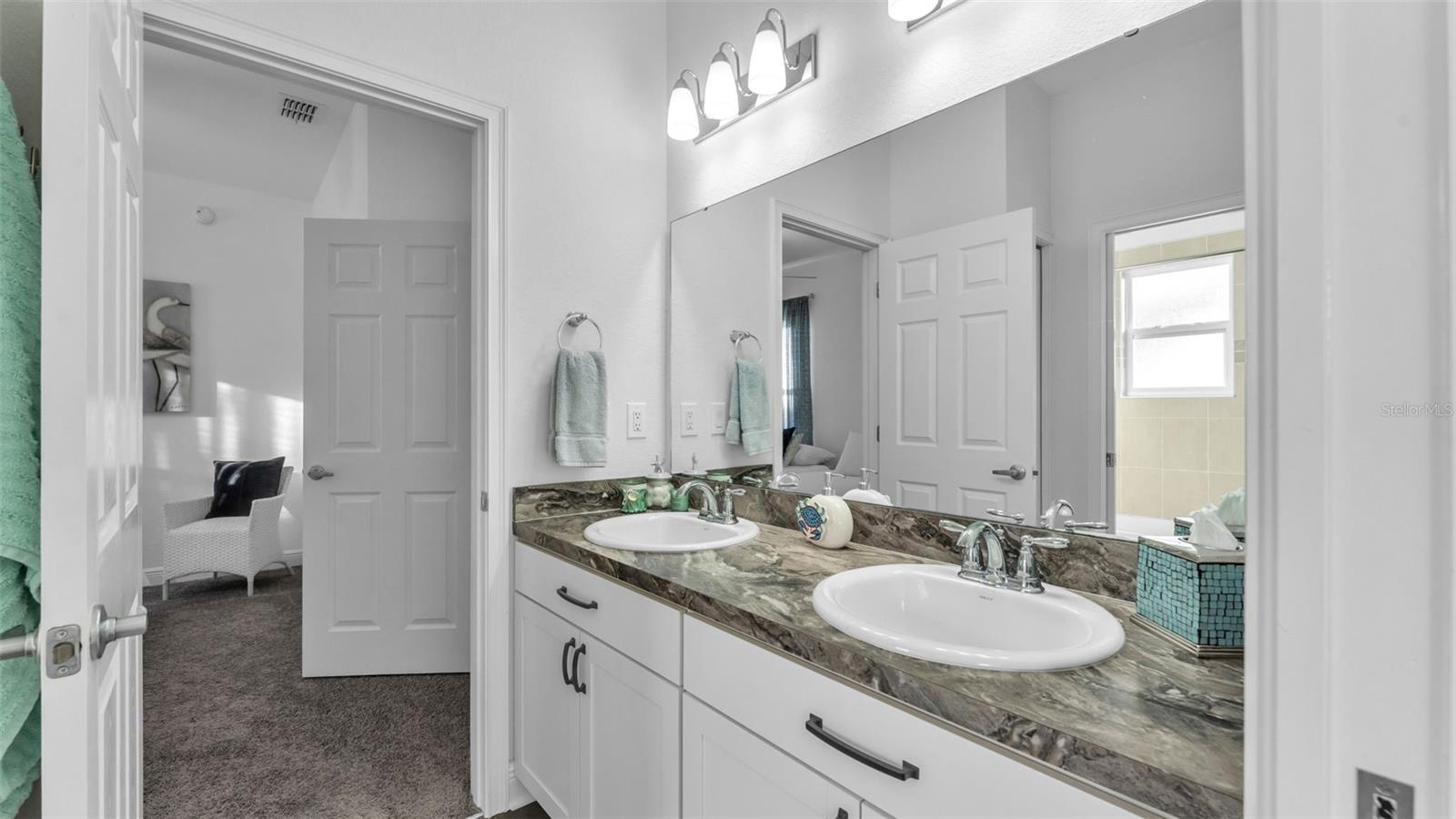 330 TRAVELERS CREEK DR, AUBURNDALE, FL, 33823