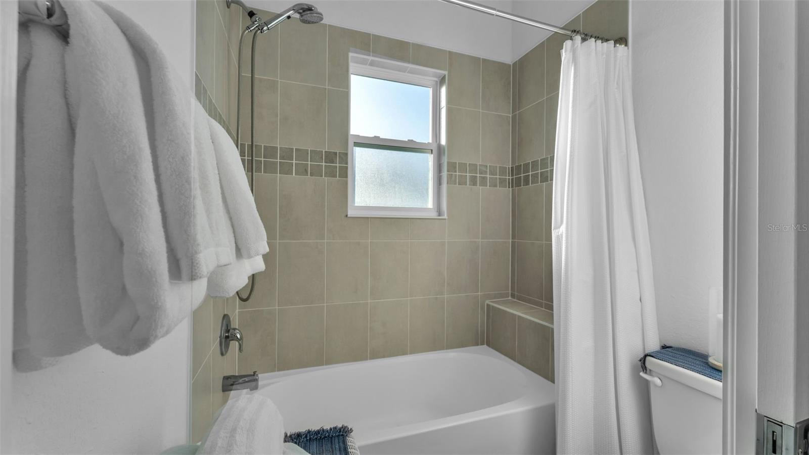 330 TRAVELERS CREEK DR, AUBURNDALE, FL, 33823