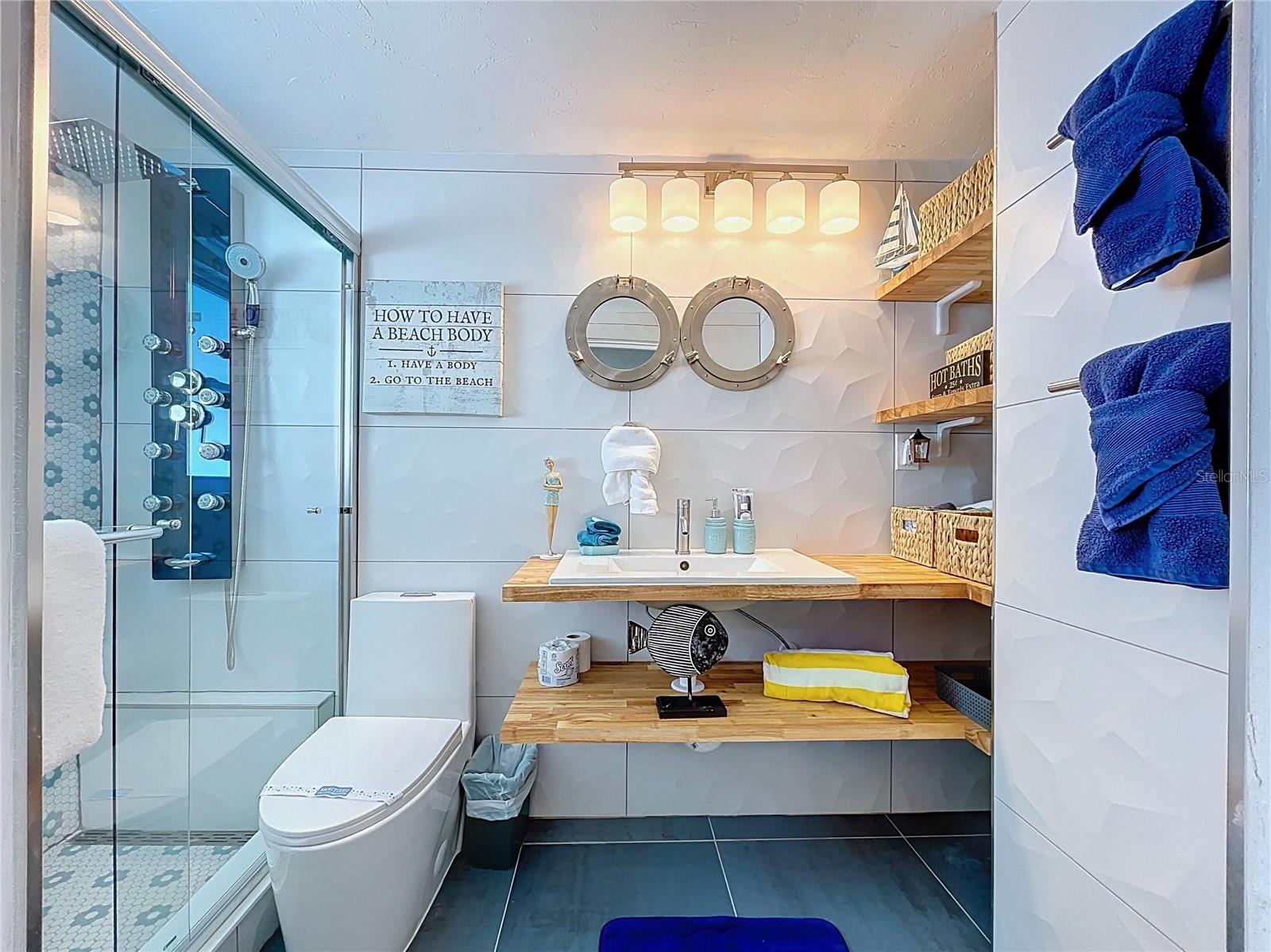 304 29TH ST #A, HOLMES BEACH, FL, 34217