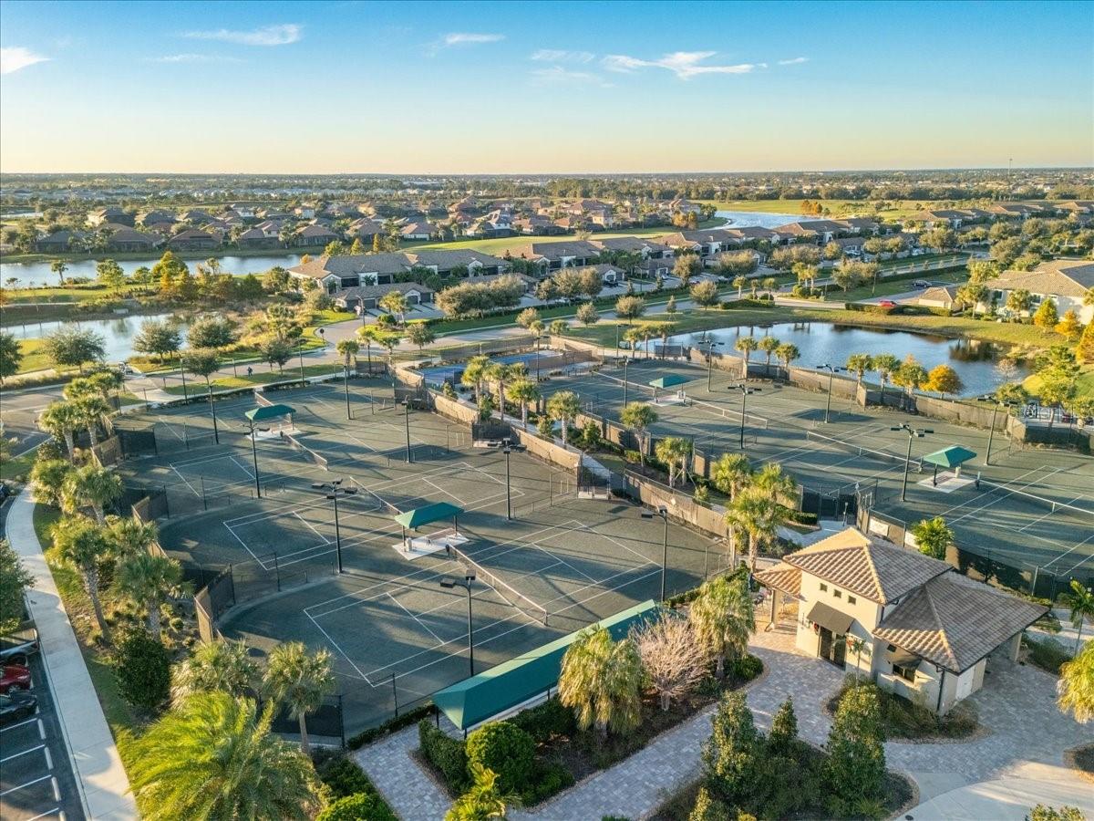 5711 PALMER CIR #206, BRADENTON, FL, 34211