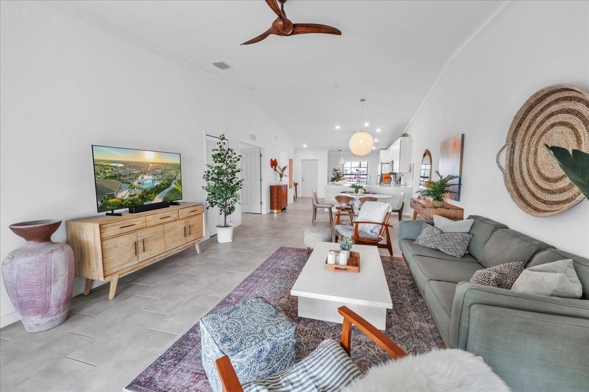 5711 PALMER CIR #206, BRADENTON, FL, 34211