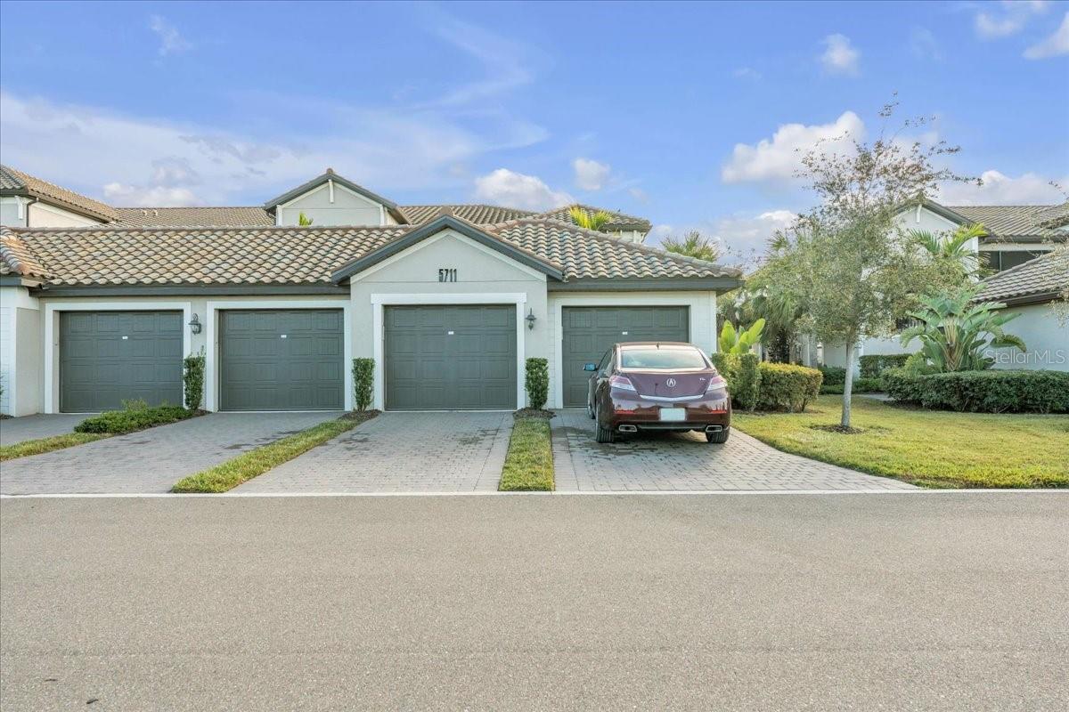 5711 PALMER CIR #206, BRADENTON, FL, 34211