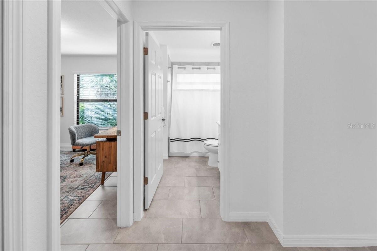 5711 PALMER CIR #206, BRADENTON, FL, 34211