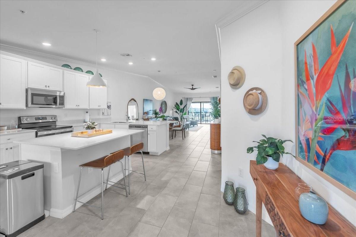 5711 PALMER CIR #206, BRADENTON, FL, 34211