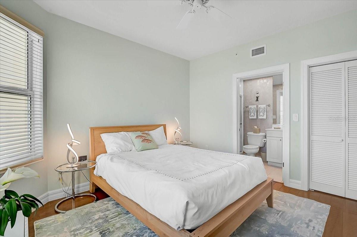 409 N POINT RD #601, OSPREY, FL, 34229