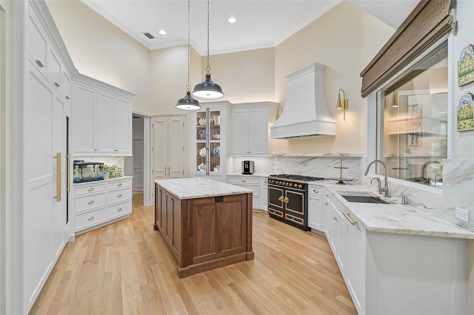 A4679996 Property Photo