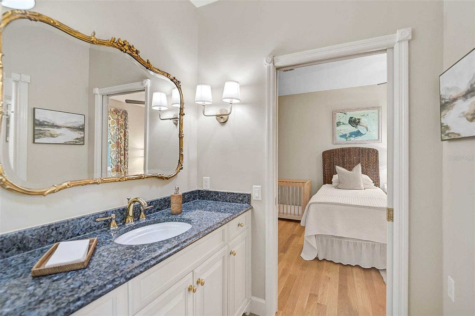 A4679996 Property Photo