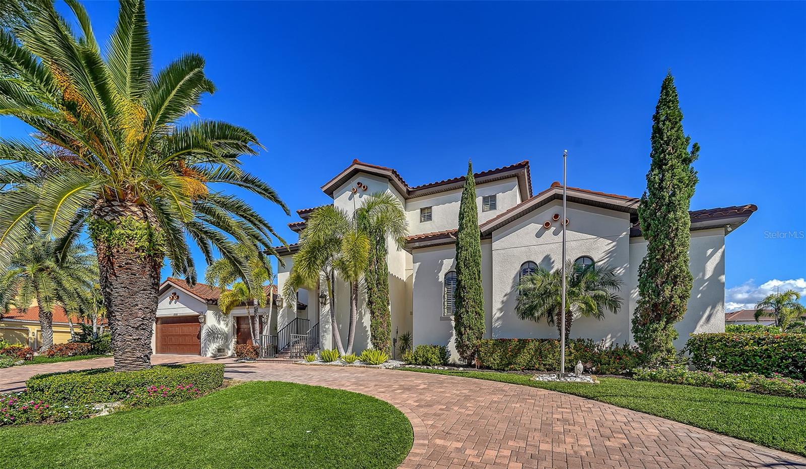 A4680006 Property Photo