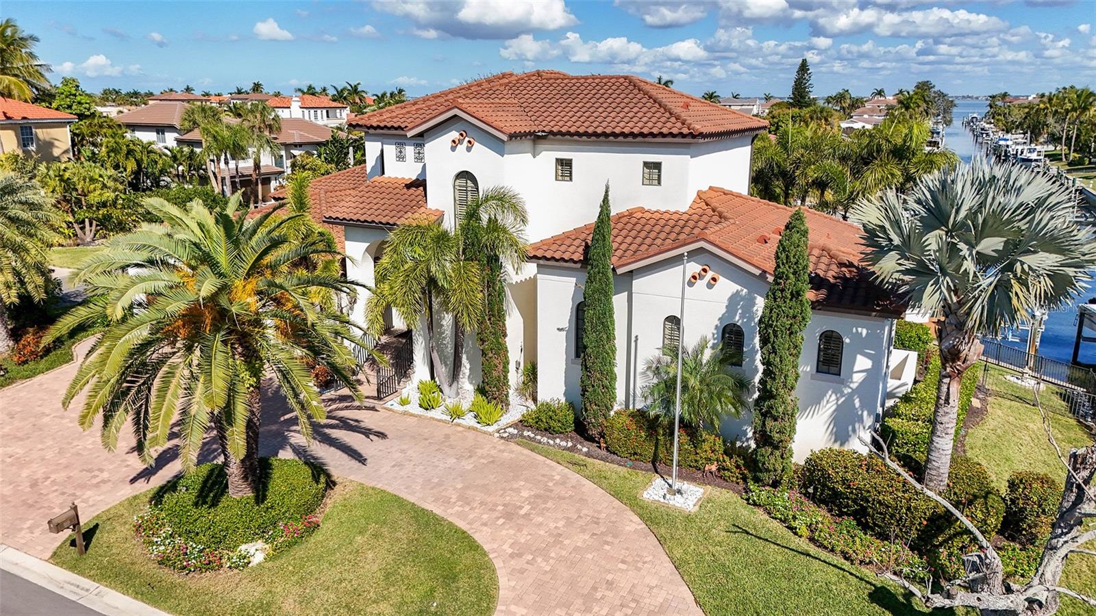 A4680006 Property Photo