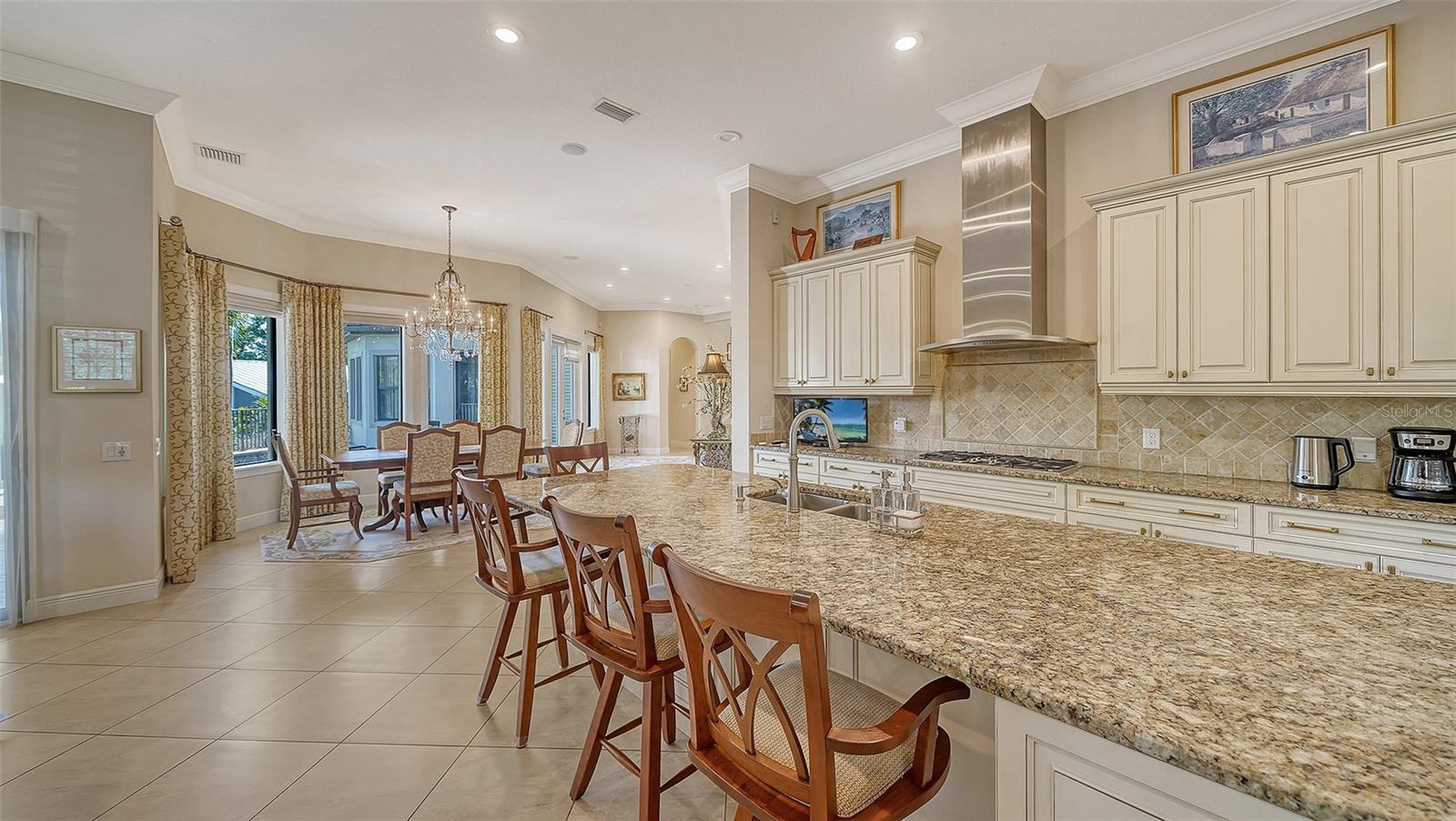 A4680006 Property Photo