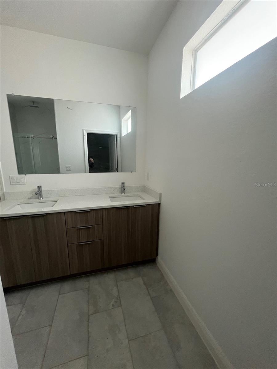 1315 E BENBOW CIR, LABELLE, FL, 33935