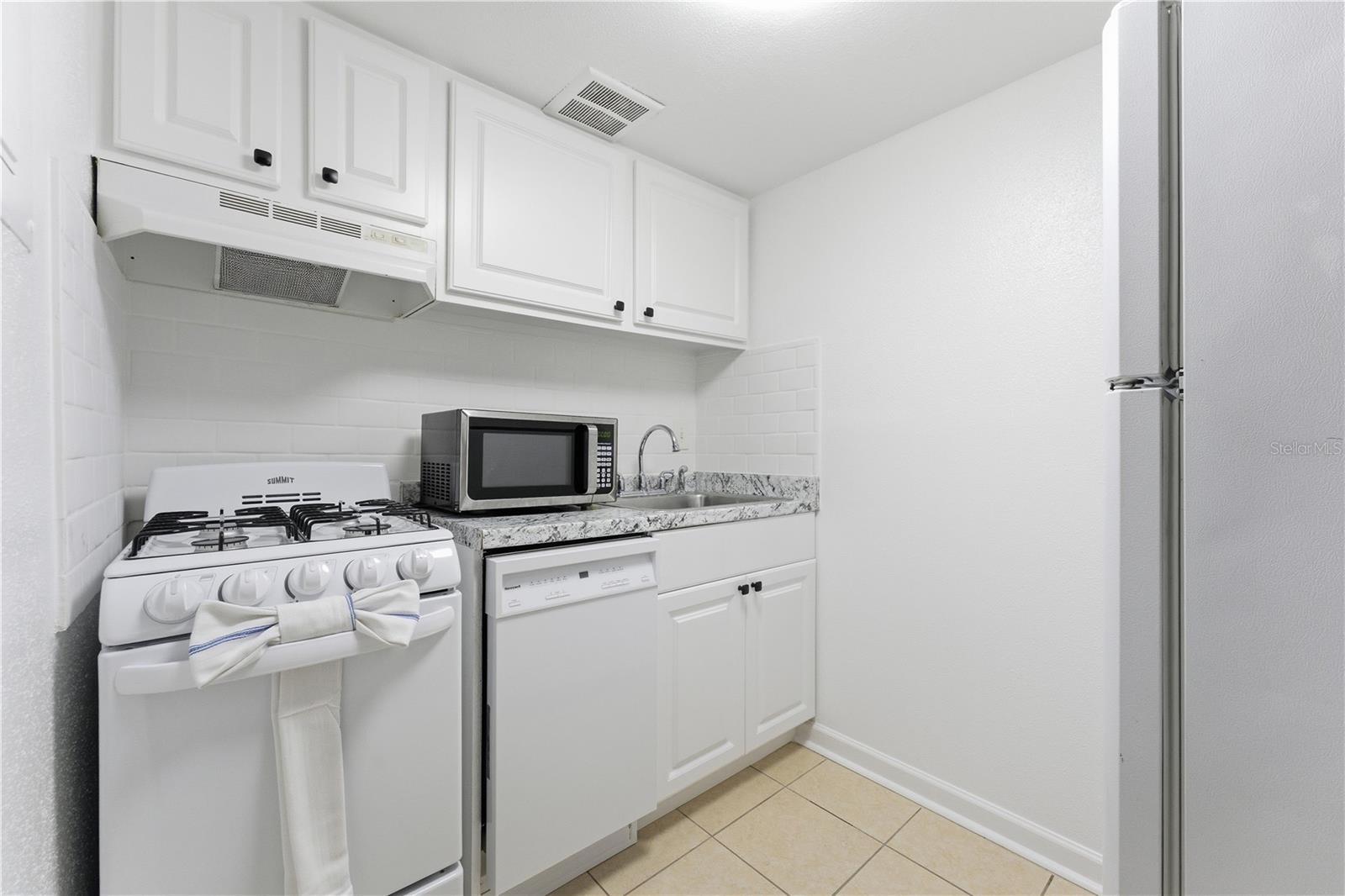 139 OYSTER BAY CIR #160, ALTAMONTE SPRINGS, FL, 32701