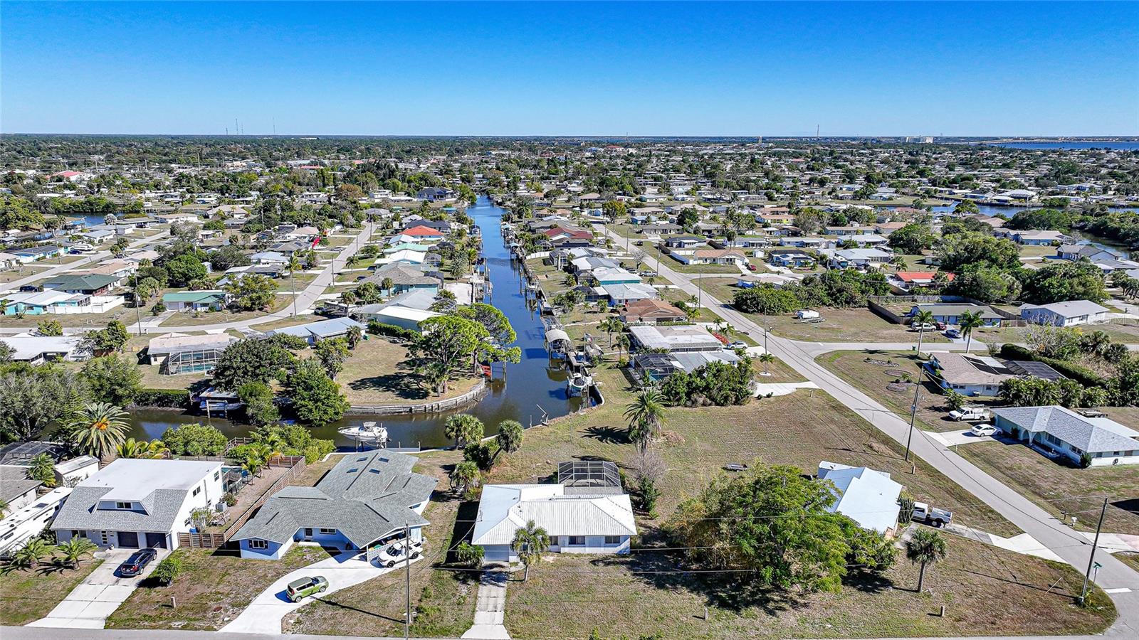 157 DEERFIELD AVE NE, PORT CHARLOTTE, FL, 33952