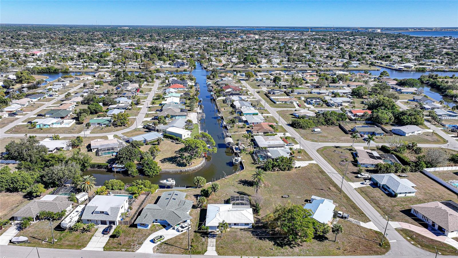 157 DEERFIELD AVE NE, PORT CHARLOTTE, FL, 33952