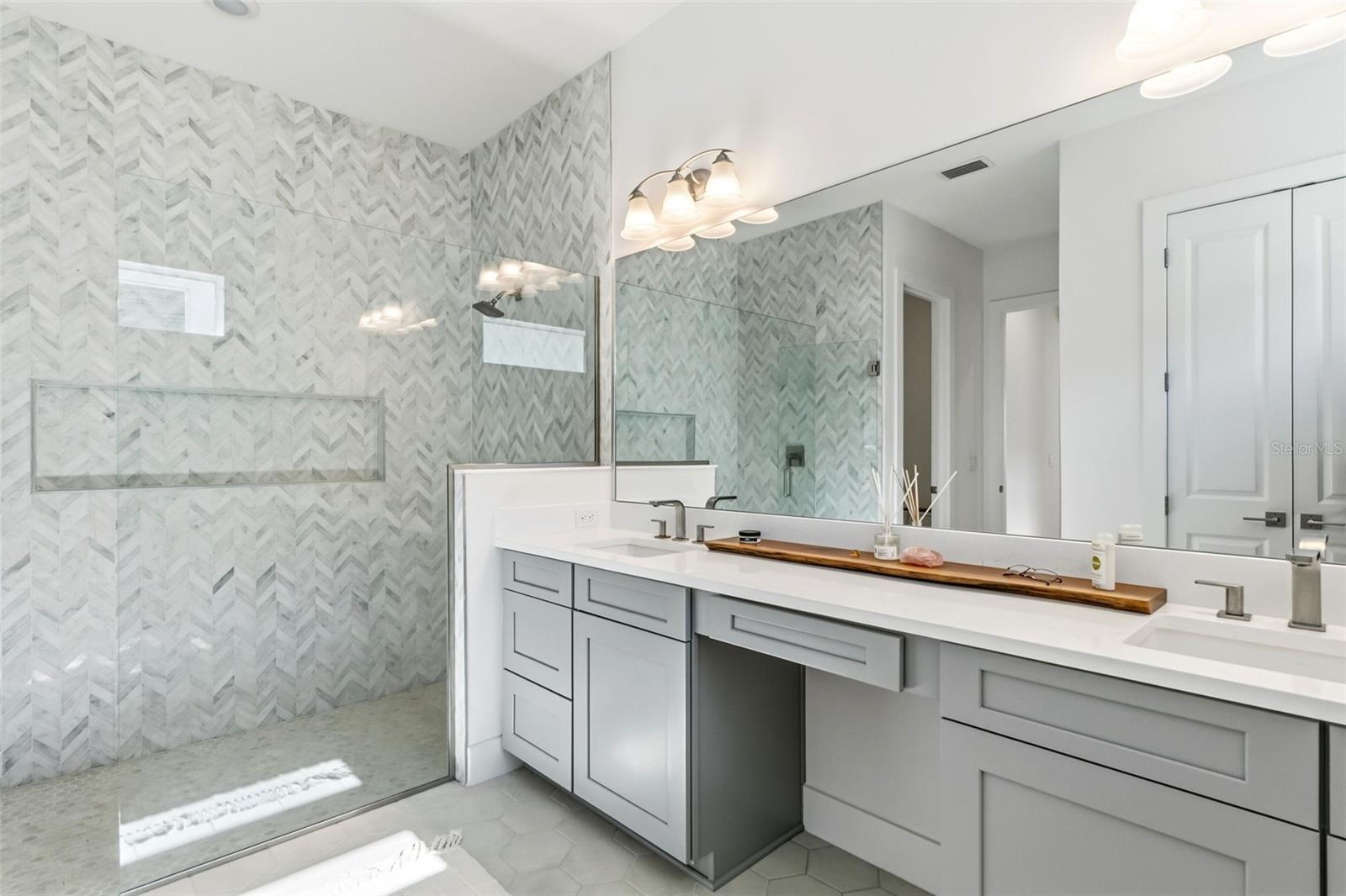 7982 REDONDA LOOP, BRADENTON, FL, 34202