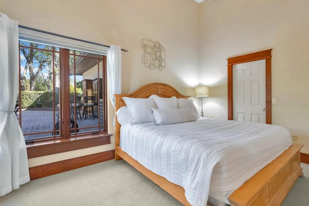 O6377244 Property Photo