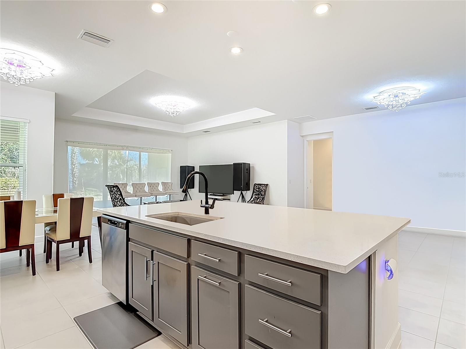 32676 TREE OF LIFE AVE, WESLEY CHAPEL, FL, 33543