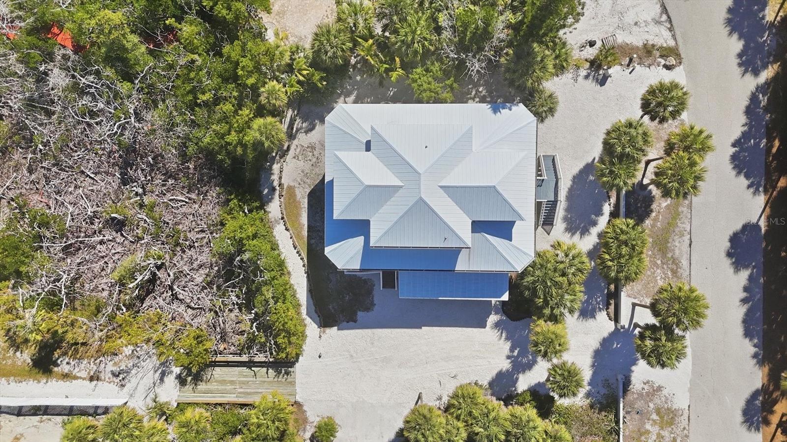 9 PEEKINS COVE DR, BOCA GRANDE, FL, 33921