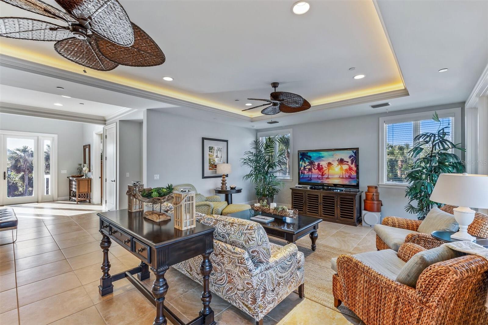 9 PEEKINS COVE DR, BOCA GRANDE, FL, 33921