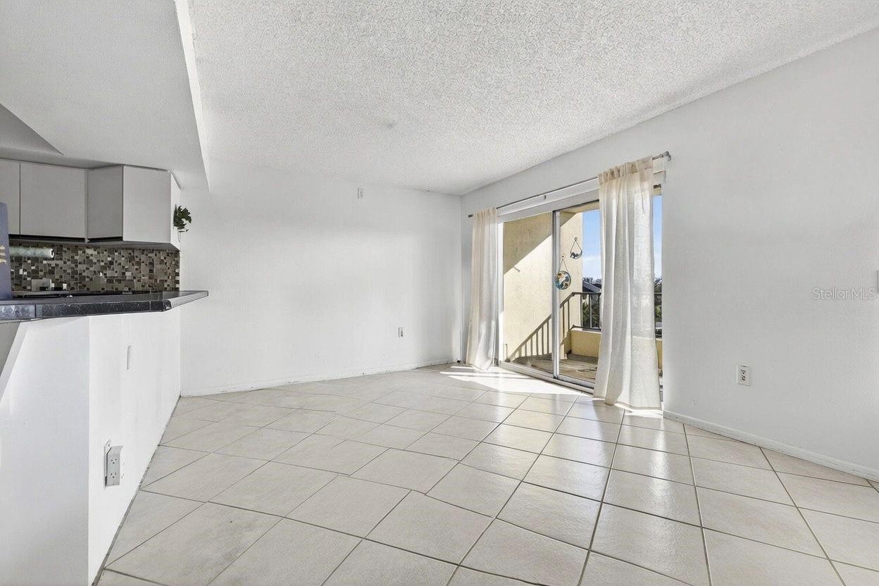 1750 HARBOR PL S #303, SOUTH PASADENA, FL, 33707