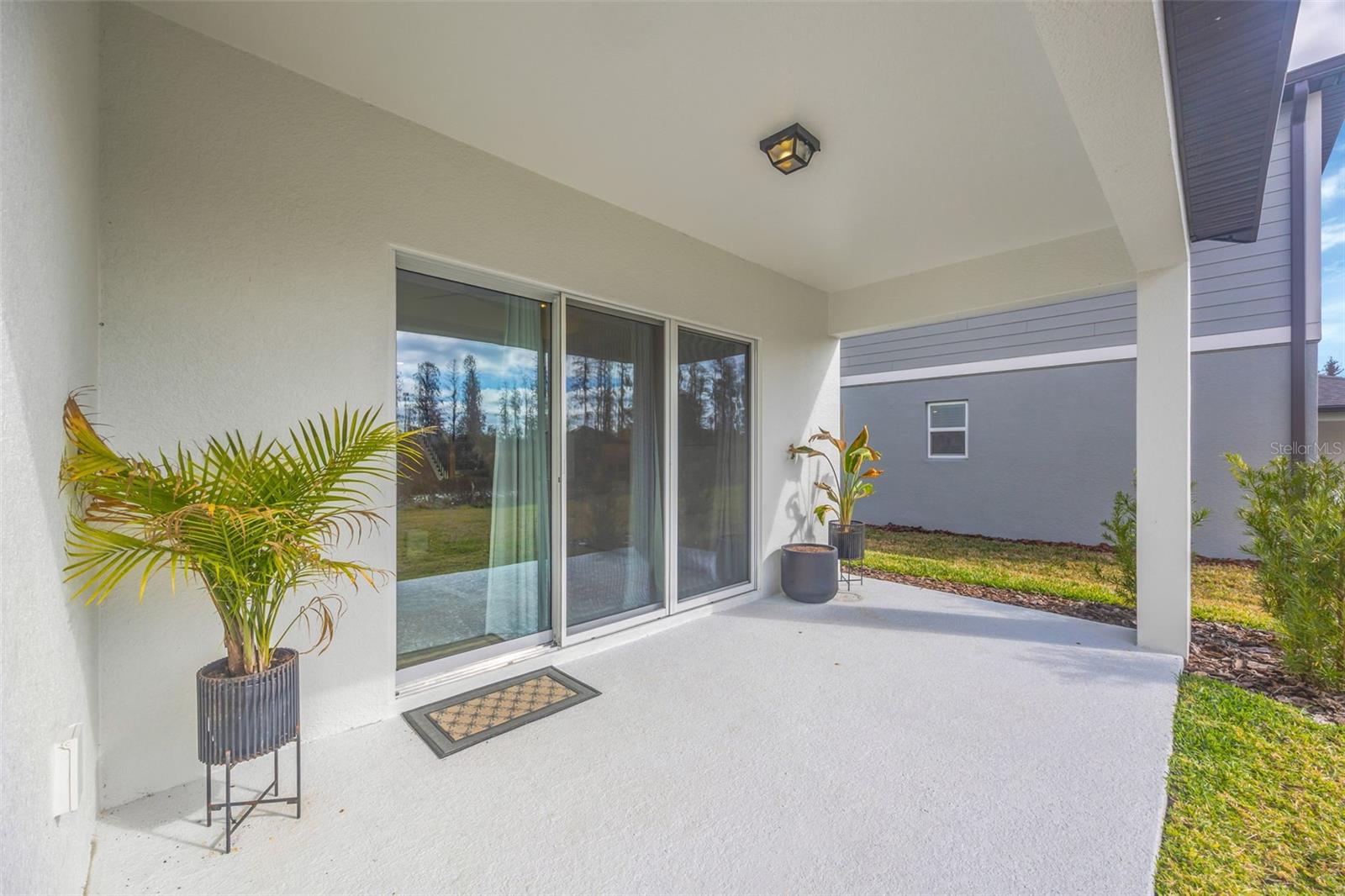 1095 KISTNA DR, ZEPHYRHILLS, FL, 33540