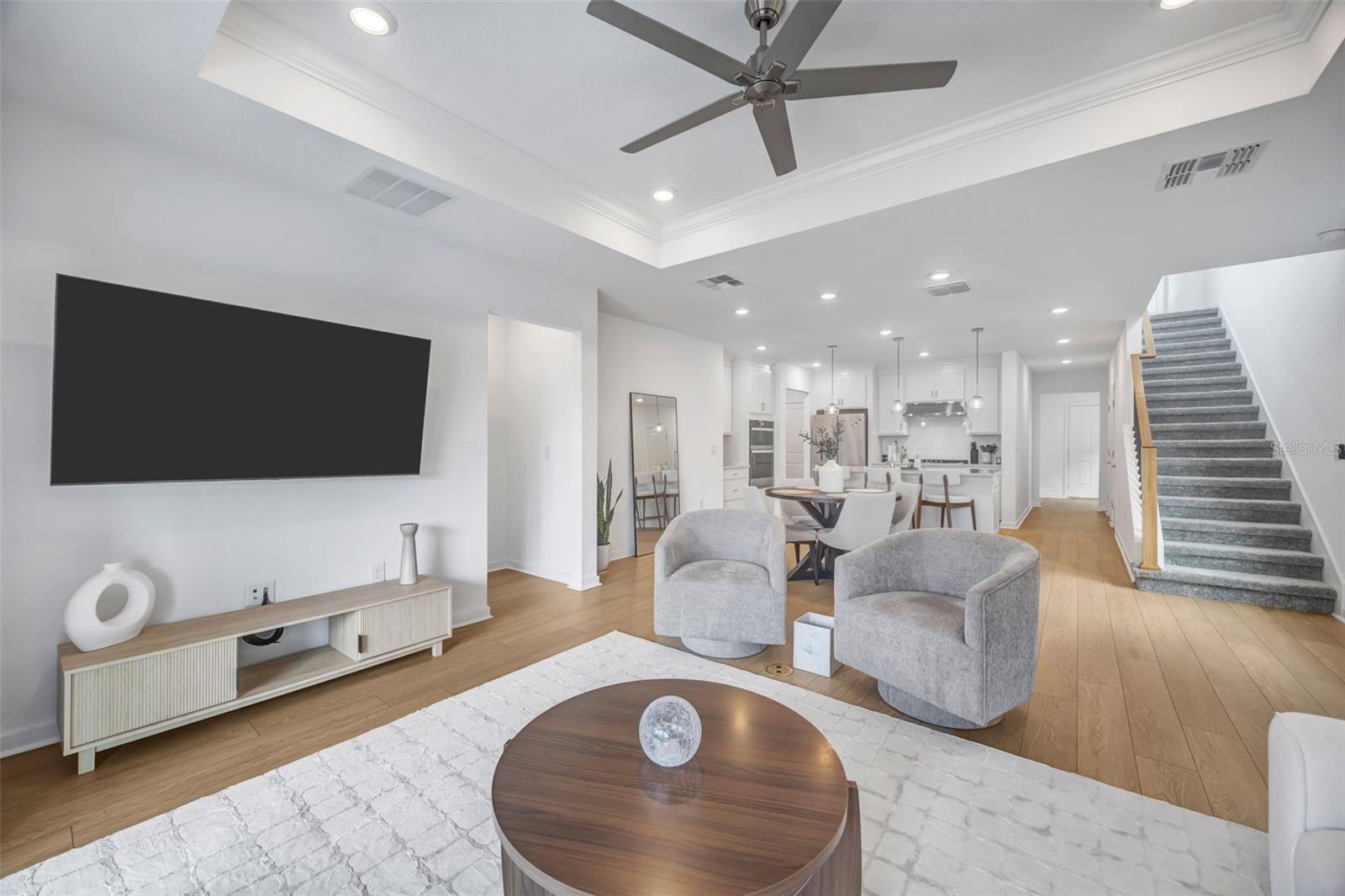 1095 KISTNA DR, ZEPHYRHILLS, FL, 33540