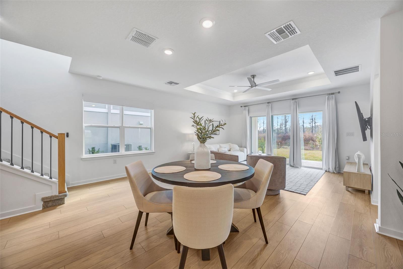 1095 KISTNA DR, ZEPHYRHILLS, FL, 33540