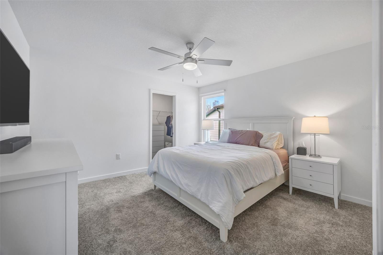 1095 KISTNA DR, ZEPHYRHILLS, FL, 33540