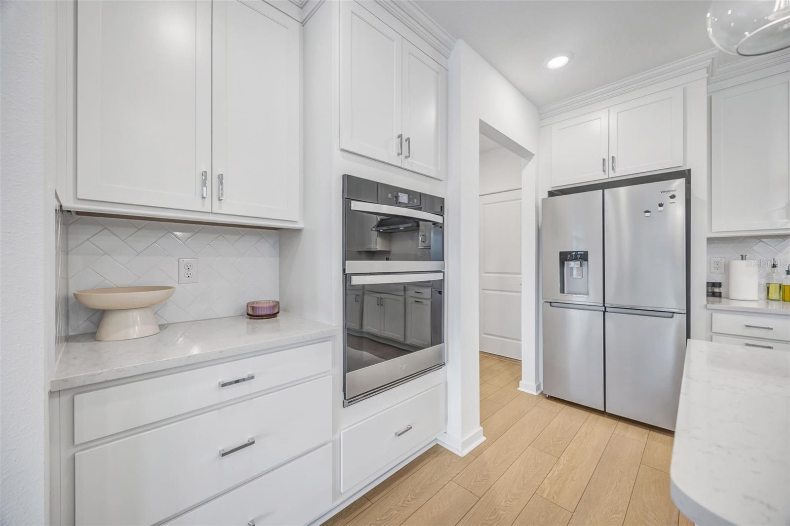 1095 KISTNA DR, ZEPHYRHILLS, FL, 33540