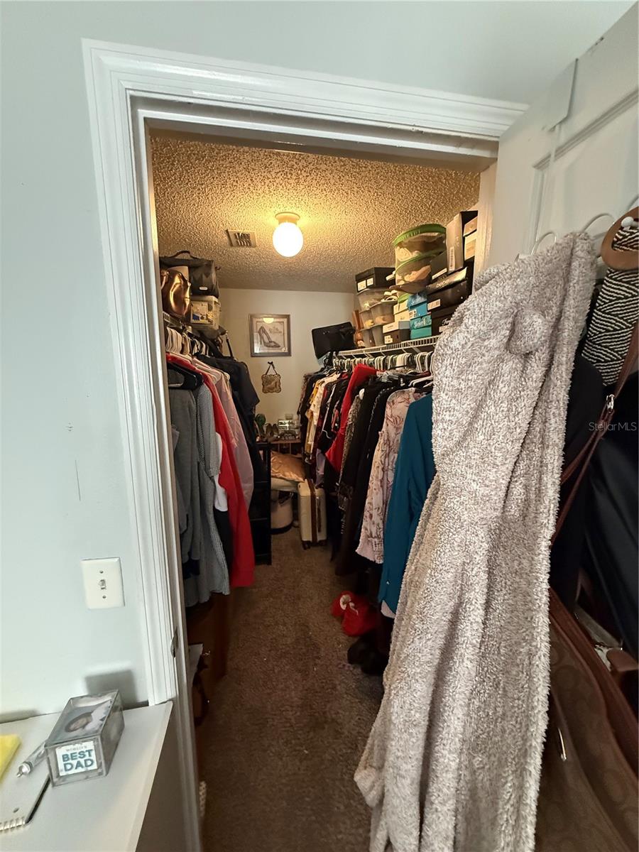 O6377267 Property Photo