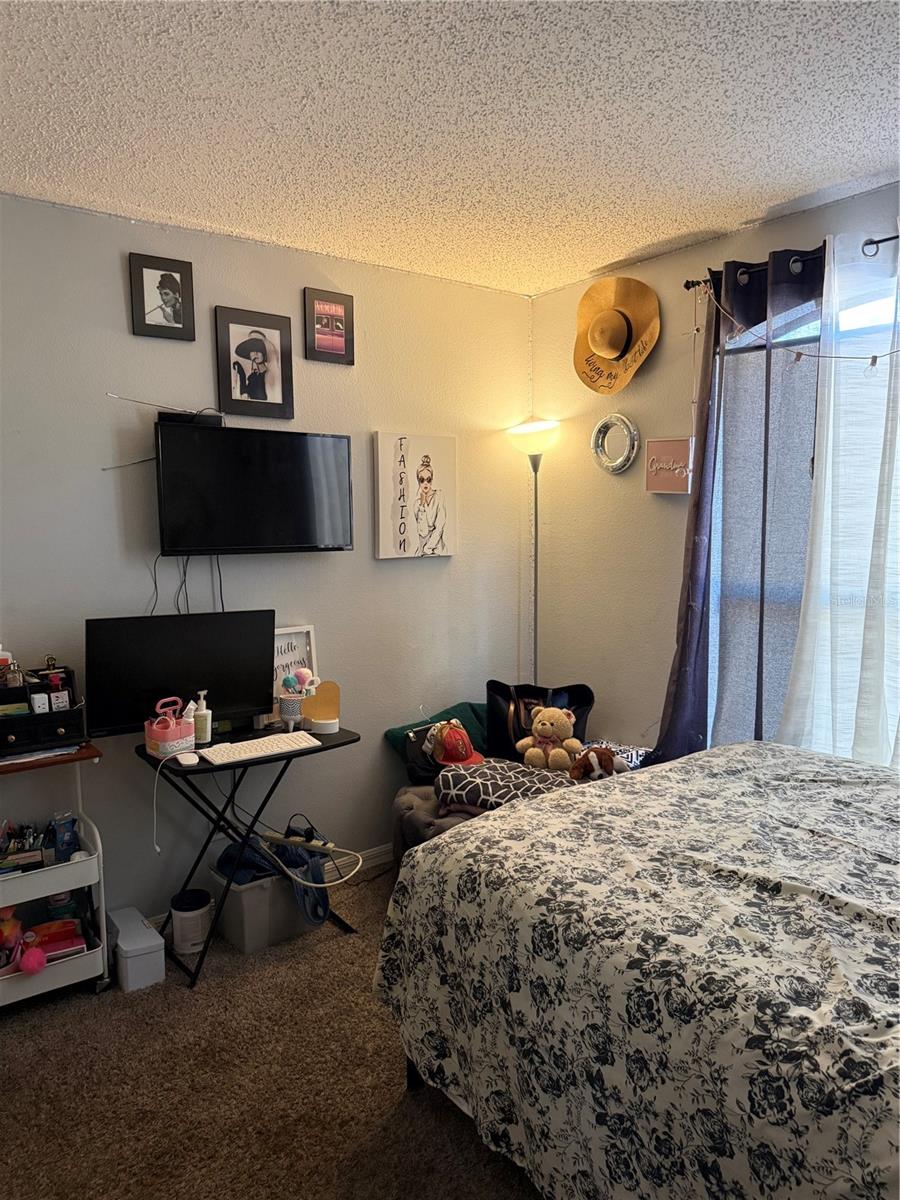 O6377267 Property Photo