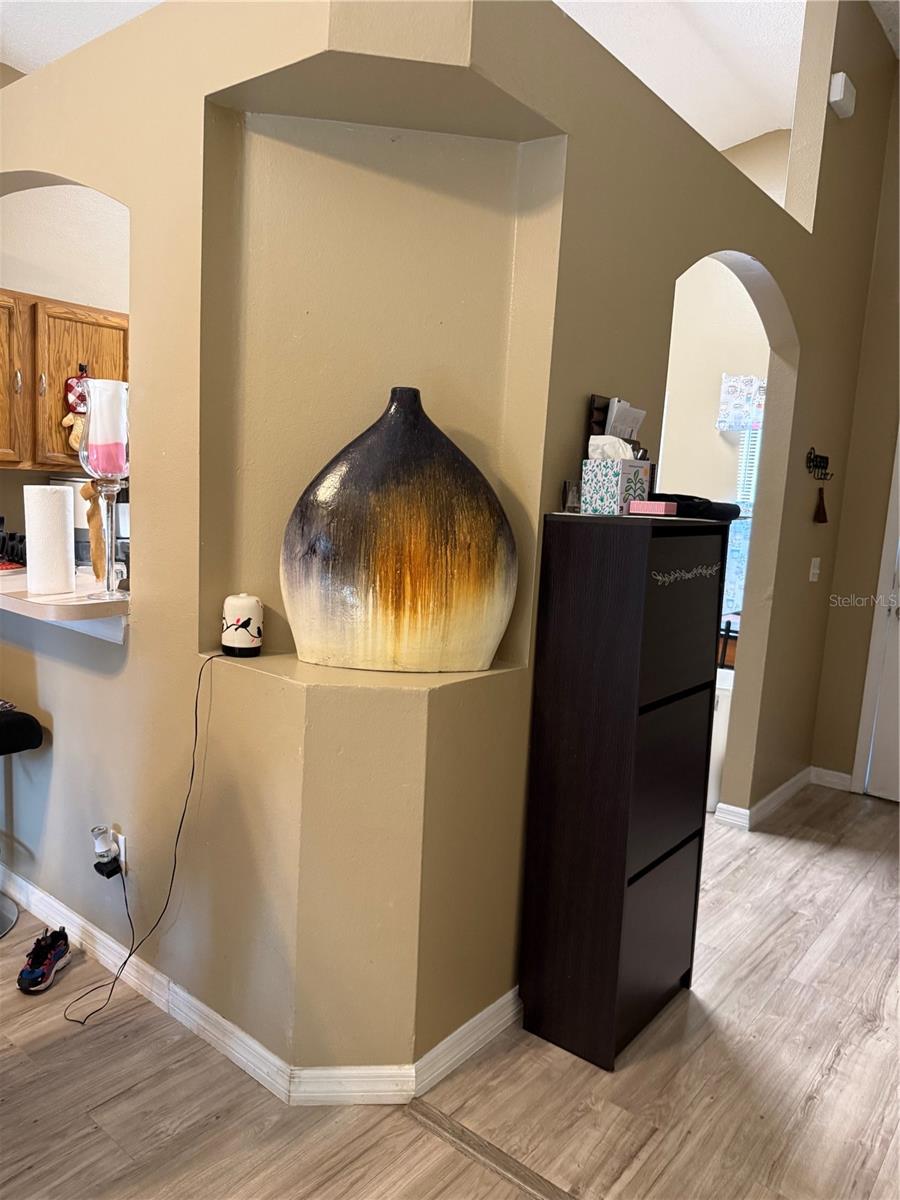 O6377267 Property Photo