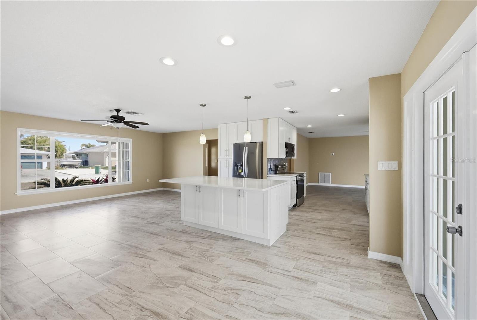 133 COLONIAL ST SE, PORT CHARLOTTE, FL, 33952