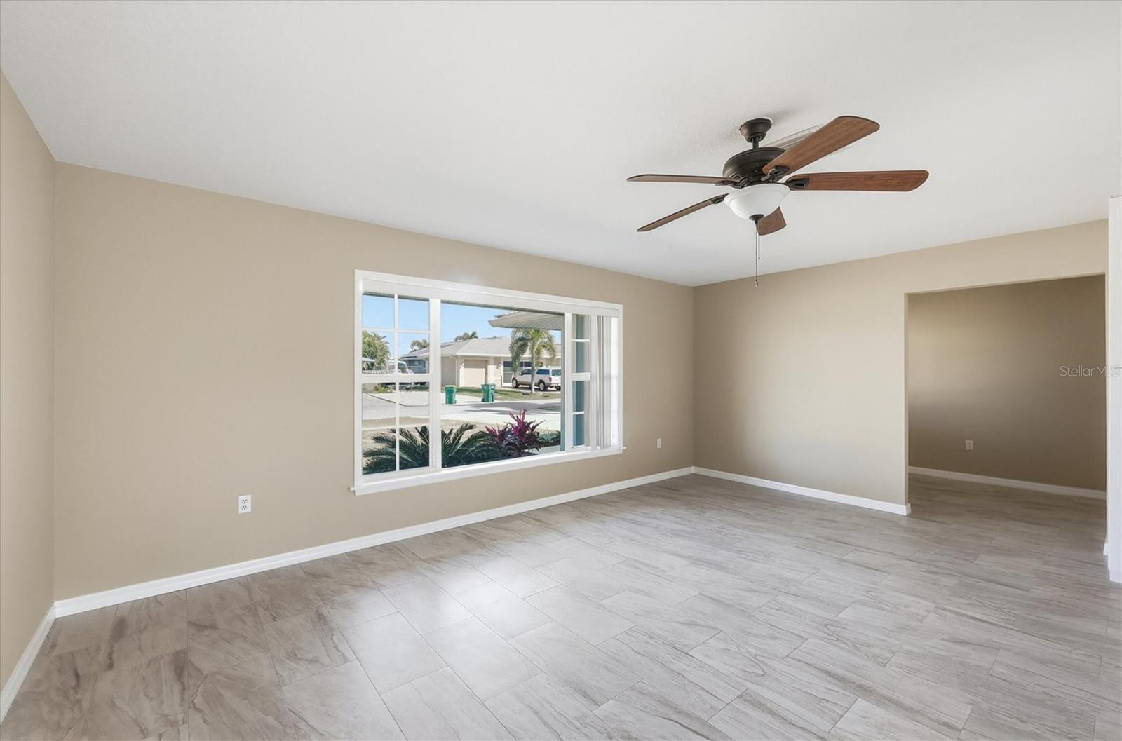 133 COLONIAL ST SE, PORT CHARLOTTE, FL, 33952