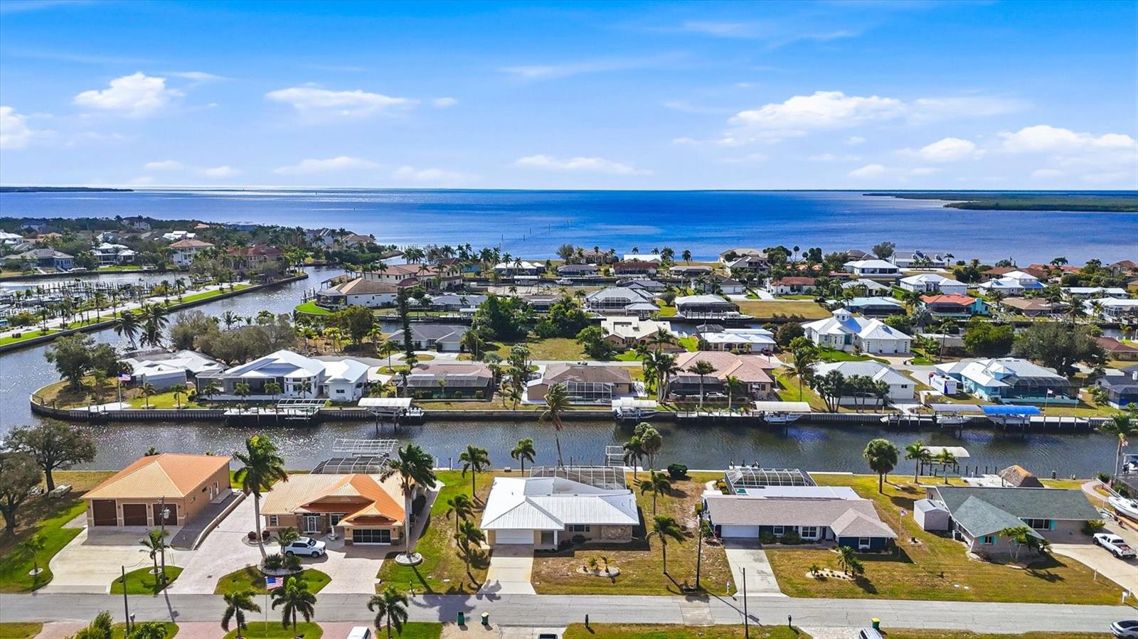 133 COLONIAL ST SE, PORT CHARLOTTE, FL, 33952