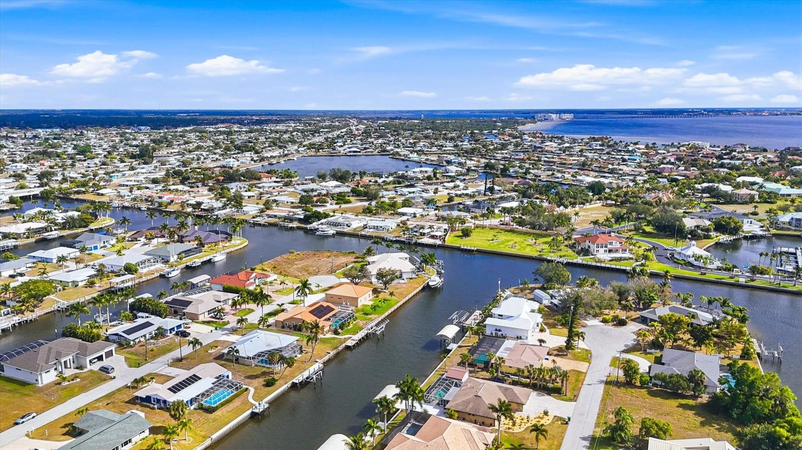 133 COLONIAL ST SE, PORT CHARLOTTE, FL, 33952