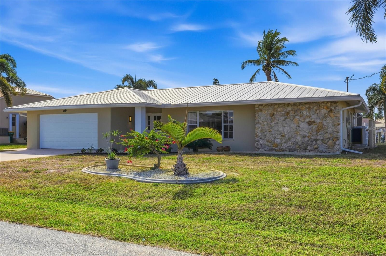 133 COLONIAL ST SE, PORT CHARLOTTE, FL, 33952