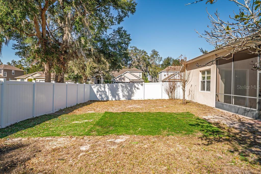 201 W BLUE WATER EDGE DR, EUSTIS, FL, 32736