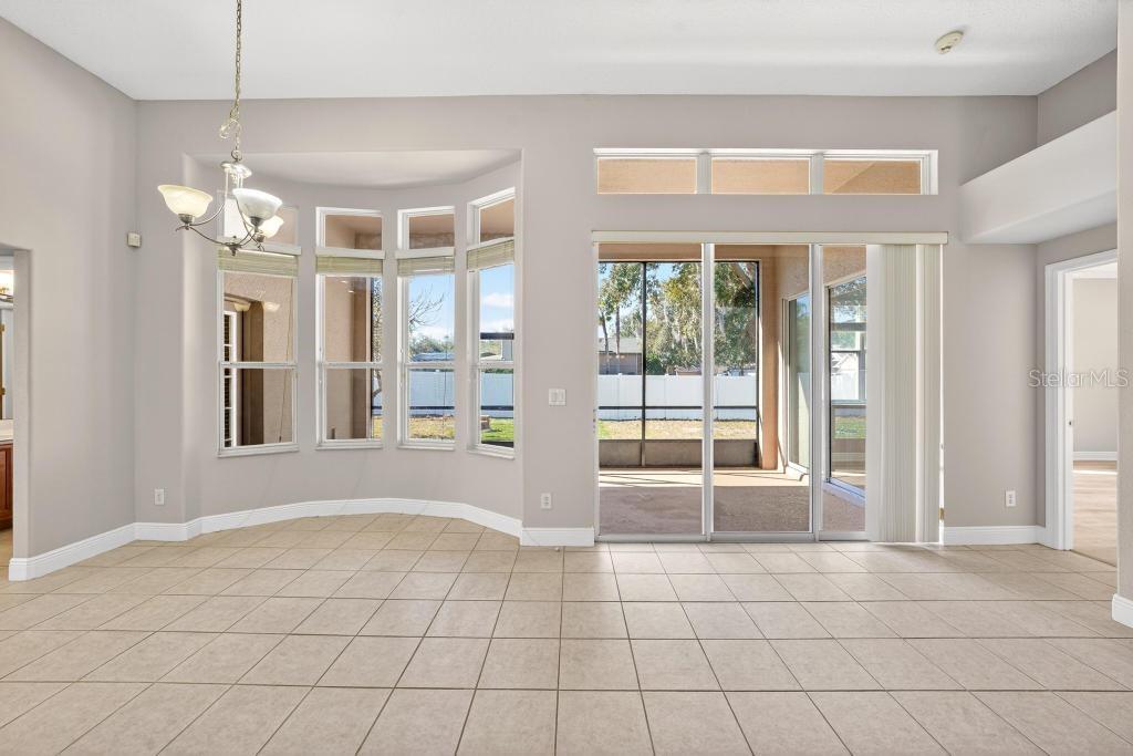 201 W BLUE WATER EDGE DR, EUSTIS, FL, 32736