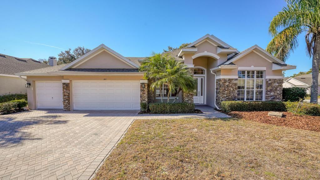 201 W BLUE WATER EDGE DR, EUSTIS, FL, 32736
