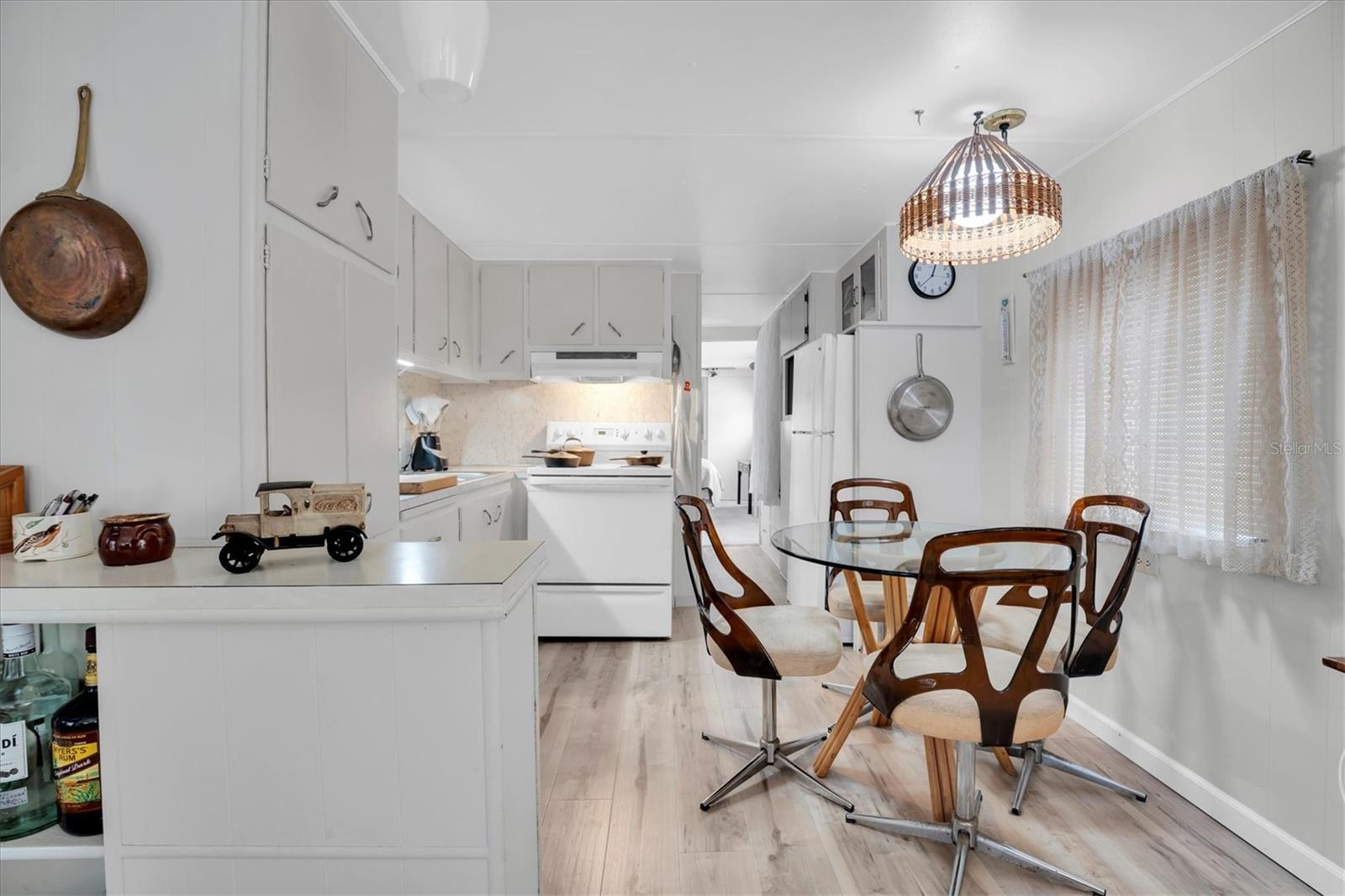 TB8469412 Property Photo