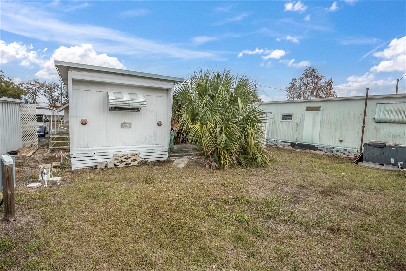 TB8469412 Property Photo