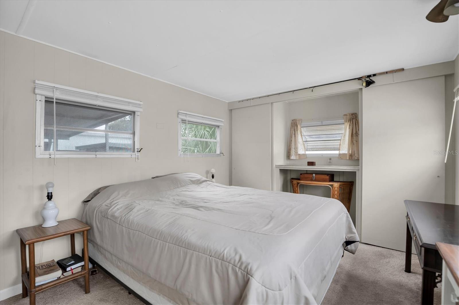 TB8469412 Property Photo