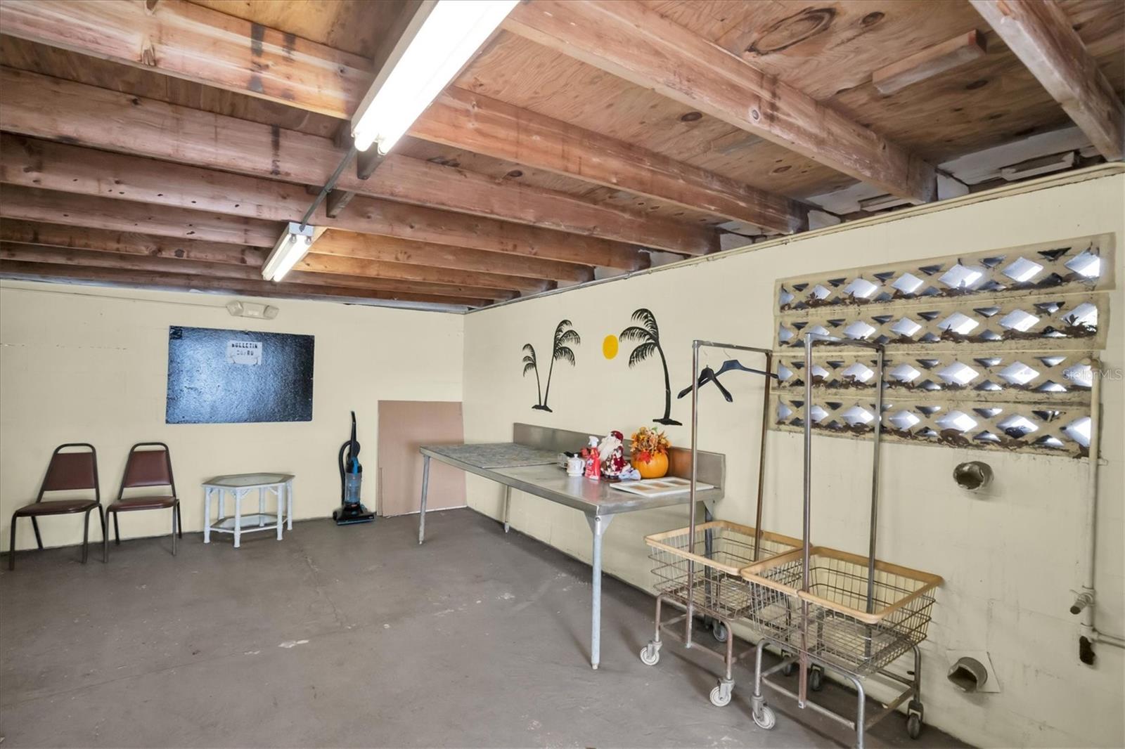 TB8469412 Property Photo