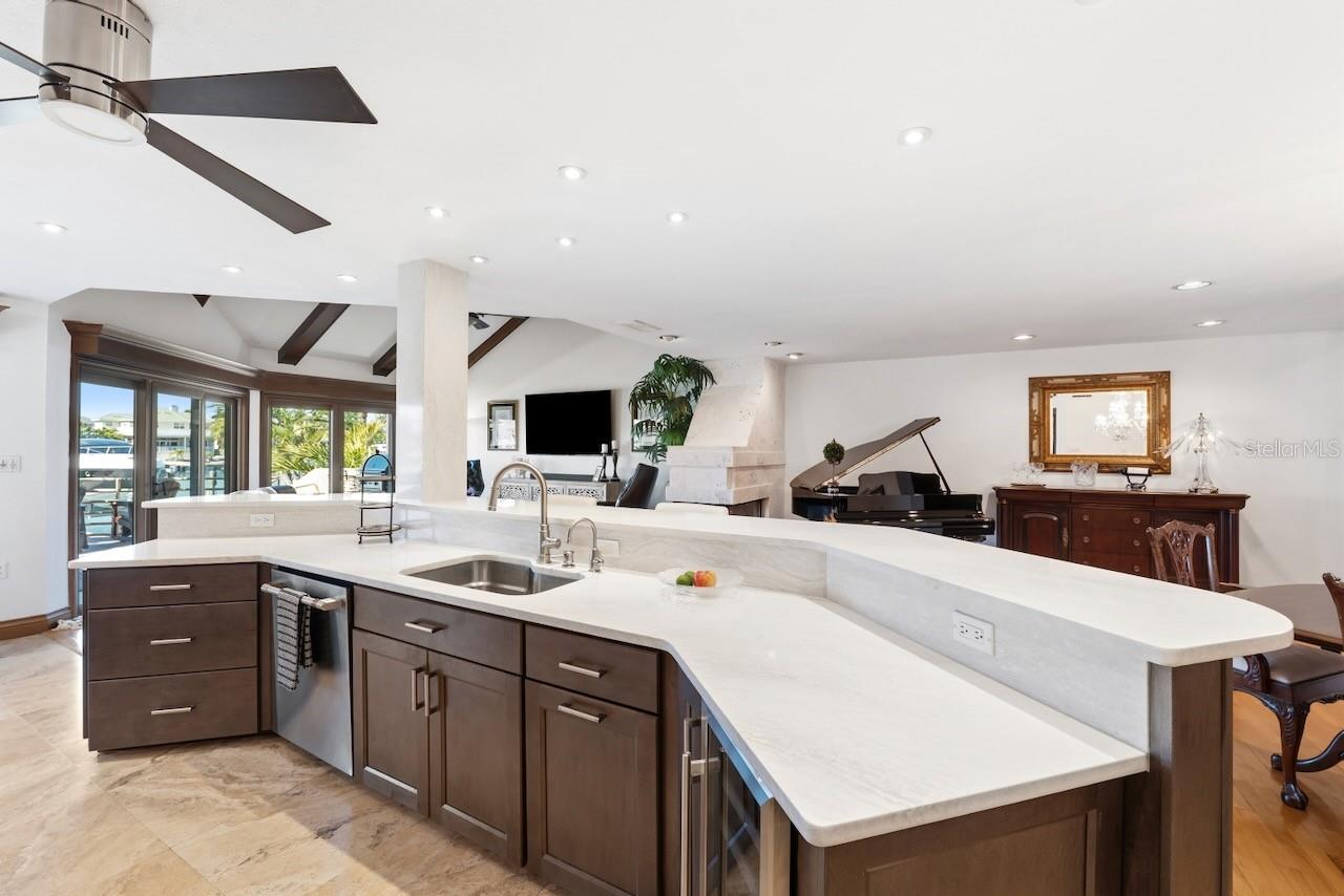 740 PINELLAS BAYWAY S, TIERRA VERDE, FL, 33715