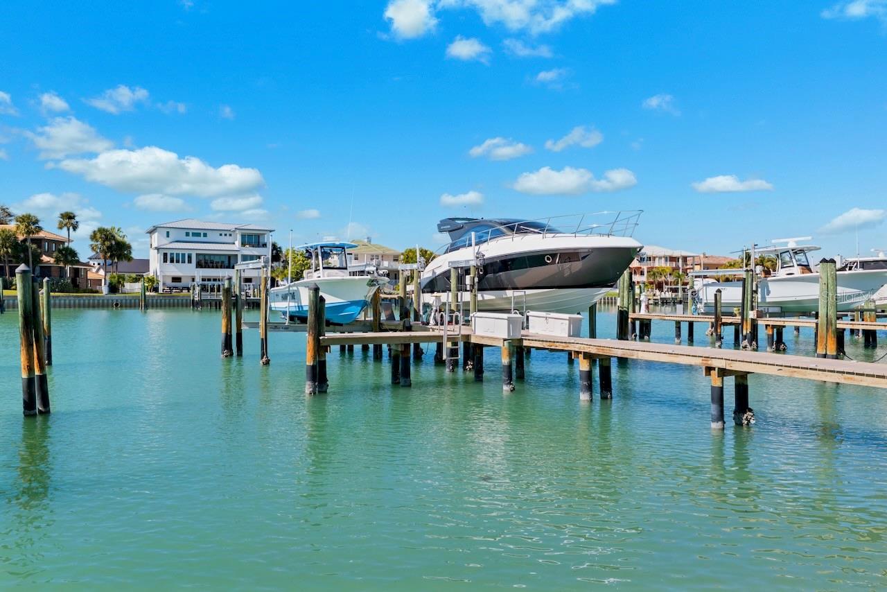 740 PINELLAS BAYWAY S, TIERRA VERDE, FL, 33715