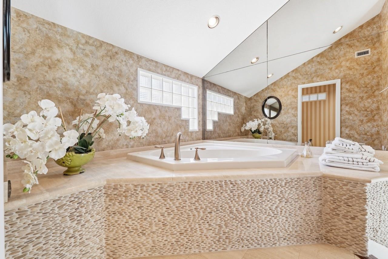 740 PINELLAS BAYWAY S, TIERRA VERDE, FL, 33715