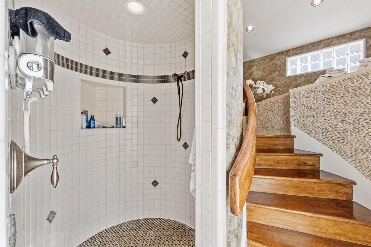 740 PINELLAS BAYWAY S, TIERRA VERDE, FL, 33715