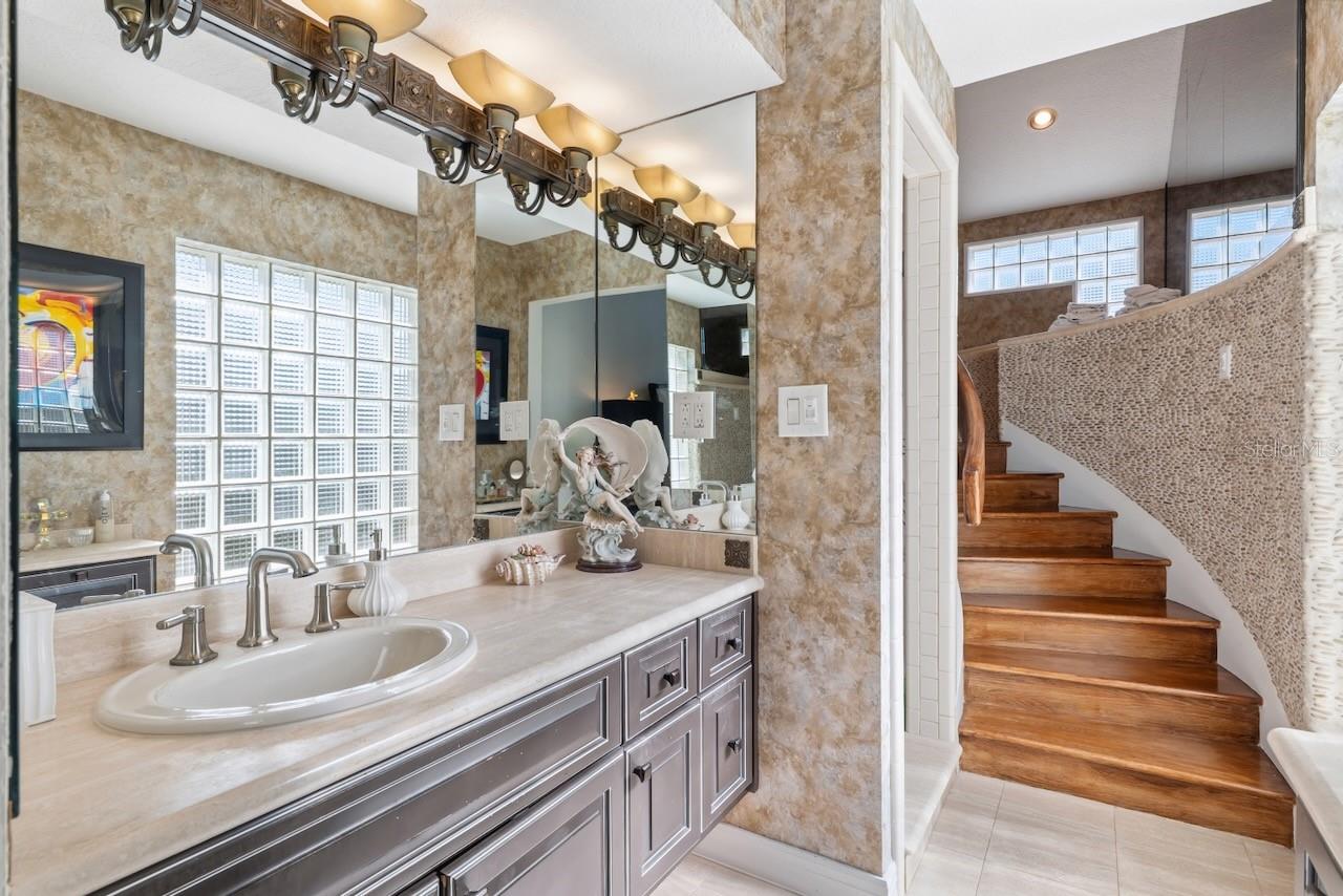 740 PINELLAS BAYWAY S, TIERRA VERDE, FL, 33715